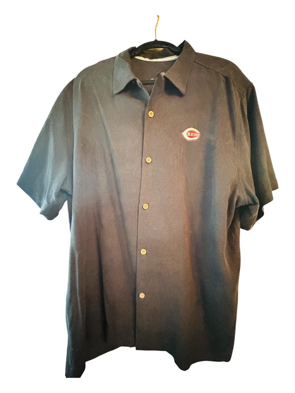 Tommy Bahama Cincinnati Reds Silk Camp Shirt Mens XL Black Embroidered C Logo